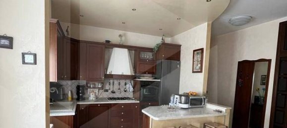 Apartamento de 3 divisões em Fiorano Modenese, Italy N.º 28654 6