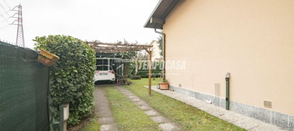 Квартира с 2 спальнями в Монца, Италия № 89446 19