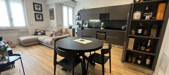 2 bedrooms Apartment in Genoa, Italy No. 342202 2