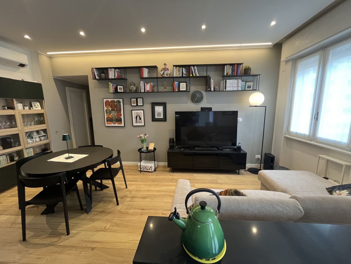 2 bedrooms Apartment in Genoa, Italy No. 342202