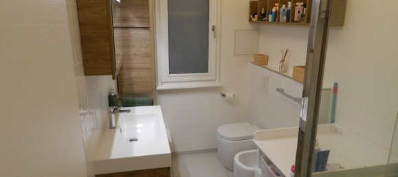 2 bedrooms Apartment in Genoa, Italy No. 342202 9