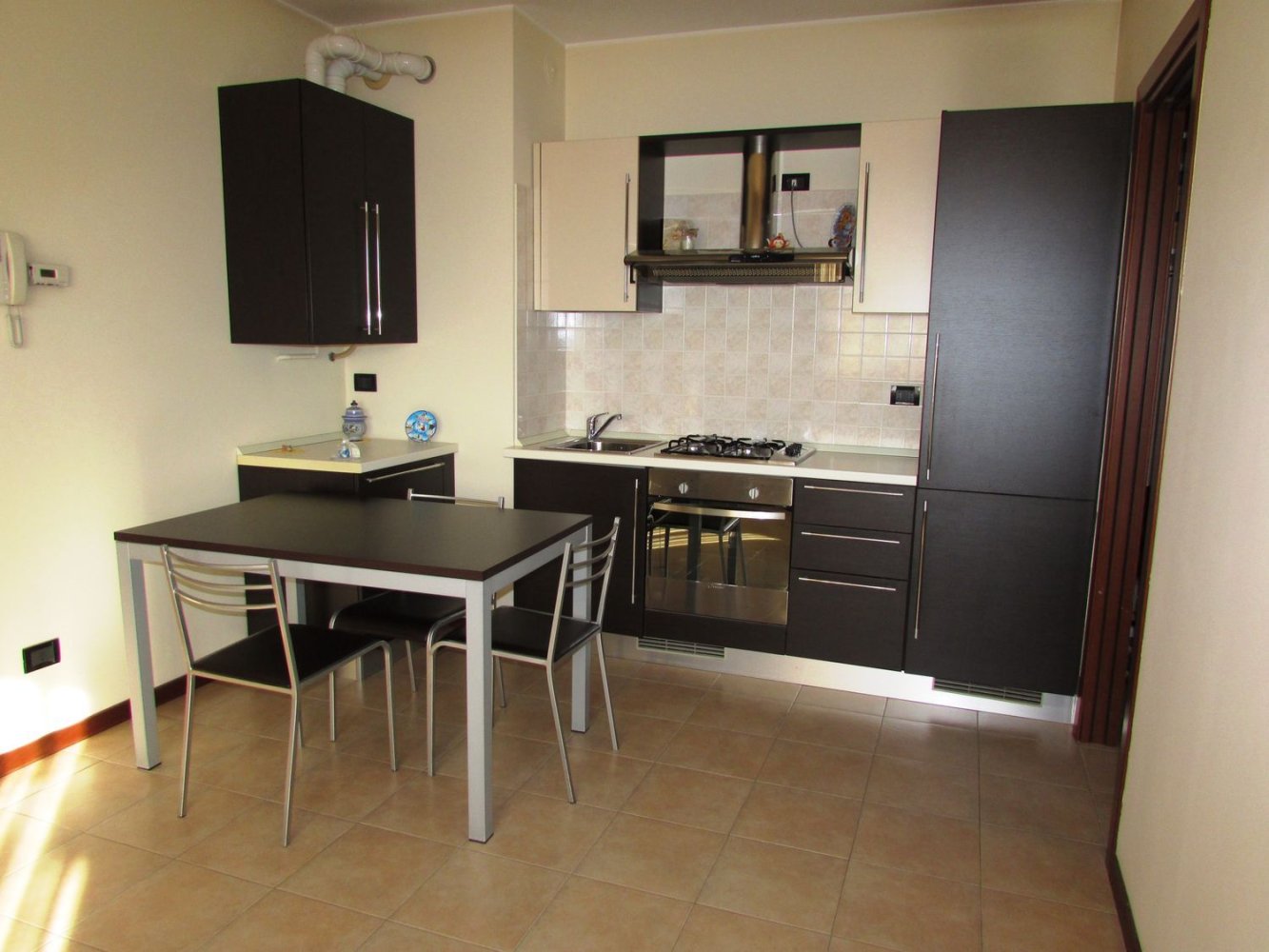 2 chambres Appartement à Garbagnate Milanese, Italy No. 382477