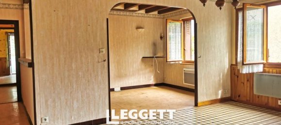 2 bedrooms House in Pouille, France No. 304323 2