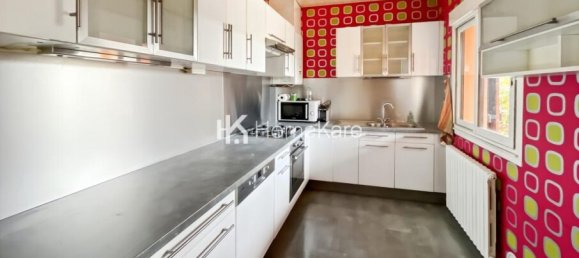 3 bedrooms House in Cestas, France No. 323030 3