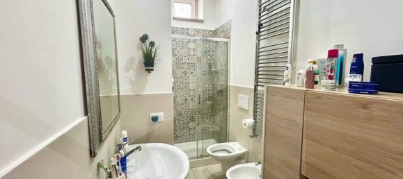 Квартира с 3 комнатами в Битритто, Италия № 34429 46