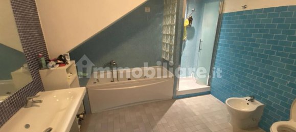 Apartamento de 3 dormitorios en Rome, Italy No. 44735 3