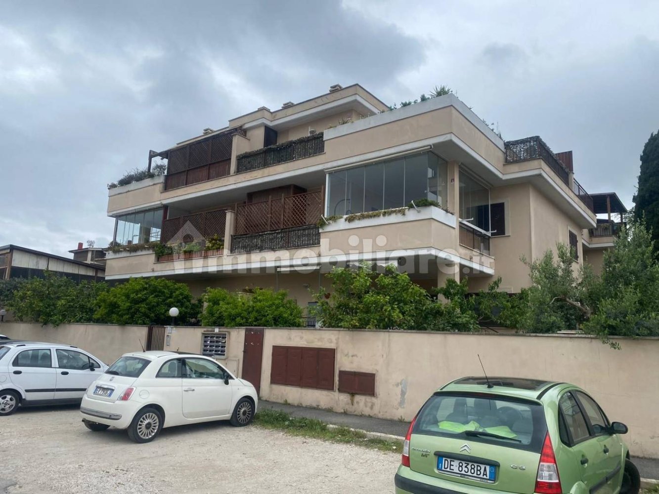 Apartamento de 3 dormitorios en Rome, Italy No. 44735