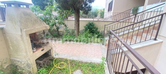 Apartamento de 3 dormitorios en Rome, Italy No. 44735 5