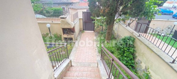 Apartamento de 3 dormitorios en Rome, Italy No. 44735 8