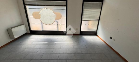 4-Zimmer Gewerbliche Immobilie in Selvazzano Dentro, Italy, Nr. 271806 4