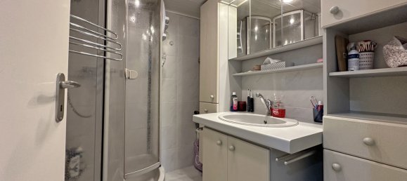 3-salle Appartement à Eimsbuttel, Germany No. 326959 9