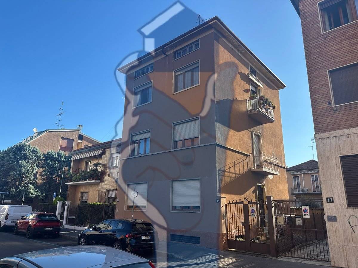 2 chambres Appartement à Milan, Italy No. 382223