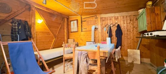  Land in Viareggio, Italy No. 351472 2