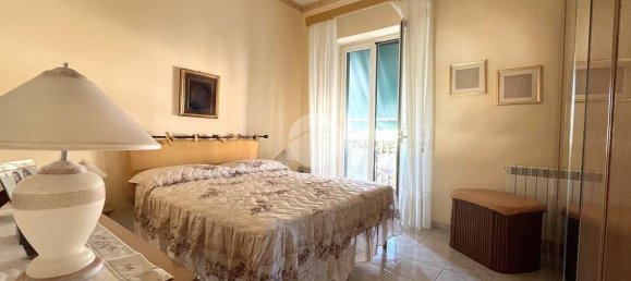 2 bedrooms Apartment in Palermo, Italy No. 335144 3