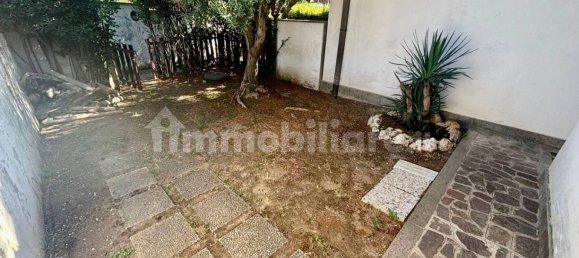 2 Schlafzimmer Haus in Ardea, Italy, Nr. 290007 21
