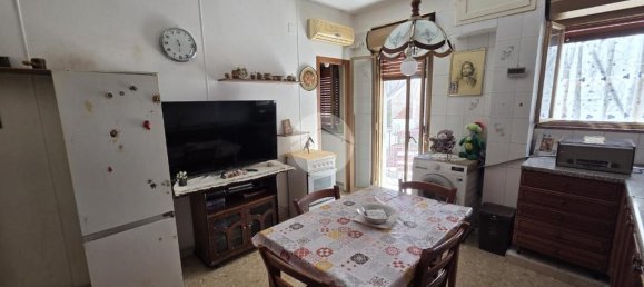 Apartamento de 2 dormitorios en Palermo, Italy No. 322174 4