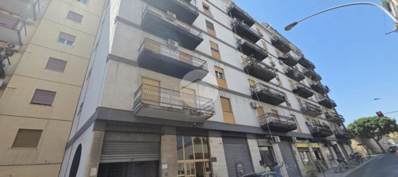Apartamento de 2 dormitorios en Palermo, Italy No. 322174 8