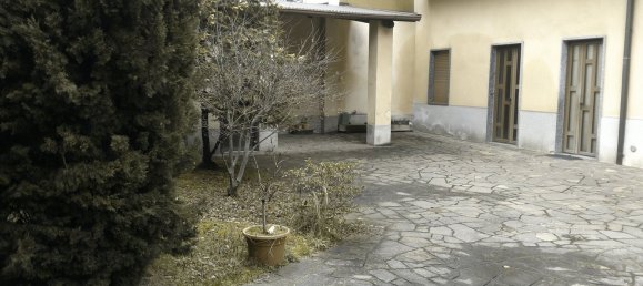 6غرفة منزل في Busto Arsizio, Italy رقم 108237 3