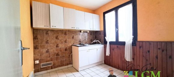 2 Schlafzimmer Villa in Montreuil-sur-Ille, France, Nr. 191751 2