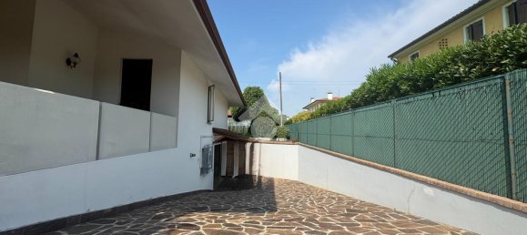 3 Schlafzimmer Villa in Volpago del Montello, Italy, Nr. 287927 7