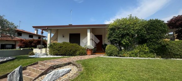 3 Schlafzimmer Villa in Volpago del Montello, Italy, Nr. 287927 2