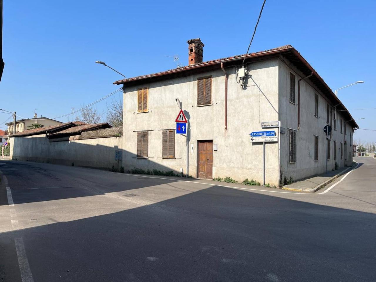 Casa de 13 divisões em Albairate, Italy N.º 37231