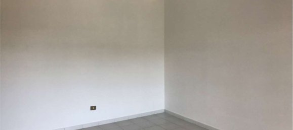 3 bedrooms Apartment in Pomezia, Italy No. 377773 3