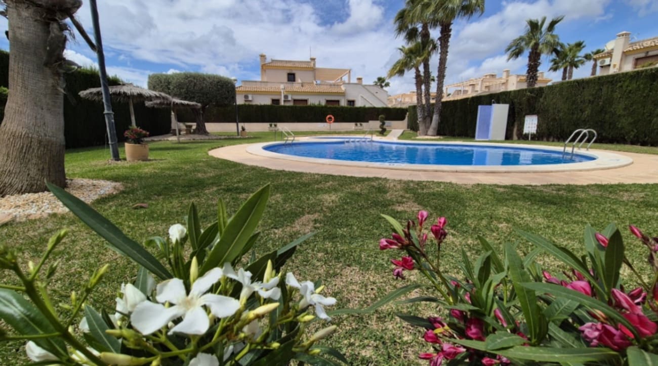 3 غرف نوم منزل في Alicante, Spain رقم 186381