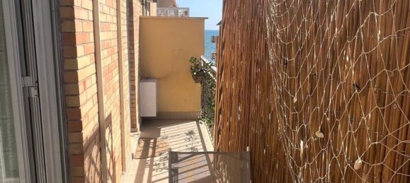 2 bedrooms Apartment in Rome, Italy No. 332012 6