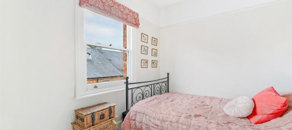 1 bedroom Apartment in Surbiton, United Kingdom No. 9972 7