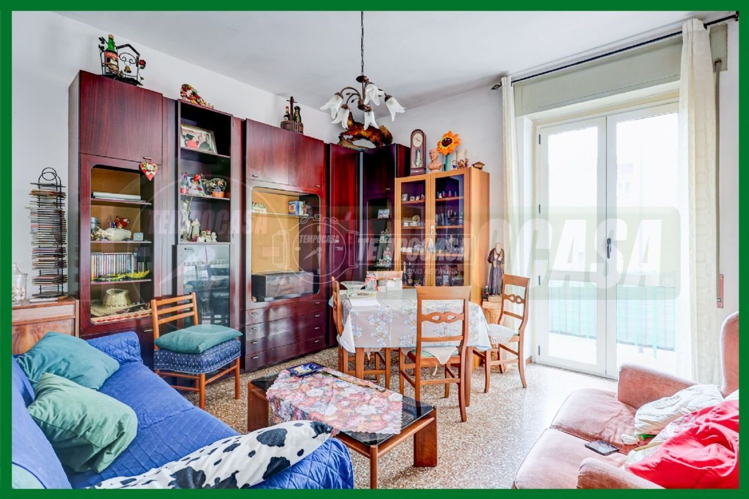 3-salle Appartement à Laveno-Mombello, Italy No. 141559