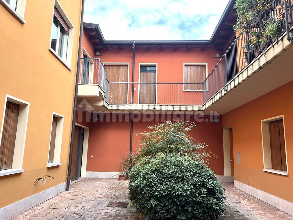 1 bedroom Apartment in Ostiglia, Italy No. 346769