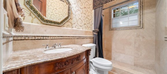 8 dormitorios villa en venta en Miami, Miami-Dade, Florida, USA № 615614 8
