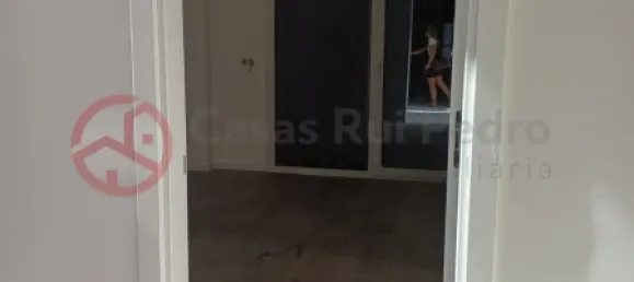 Casa de 3 dormitorios en Corroios, Portugal No. 77848 44