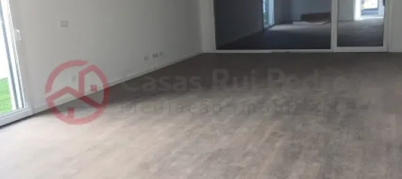 Casa de 3 dormitorios en Corroios, Portugal No. 77848 51