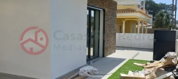 Casa de 3 dormitorios en Corroios, Portugal No. 77848 65