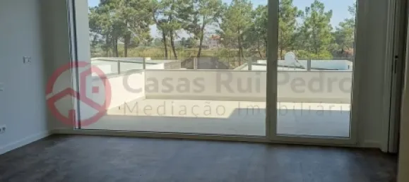 Casa de 3 dormitorios en Corroios, Portugal No. 77848 111