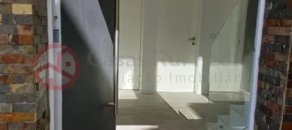 Casa de 3 dormitorios en Corroios, Portugal No. 77848 50