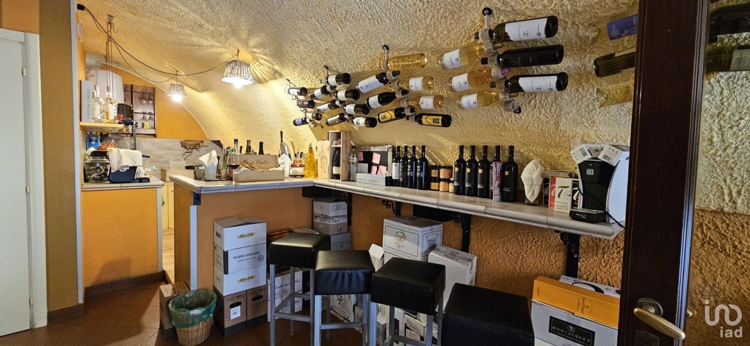 2 rooms Commercial property in Laigueglia, Italy No. 155598