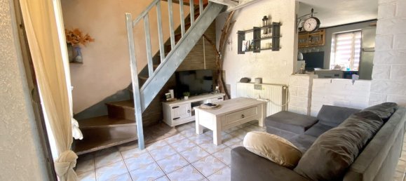 Casa de 3 dormitorios en Vierzon, France No. 90468 4