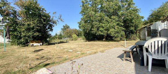 Casa de 3 dormitorios en Vierzon, France No. 90468 10