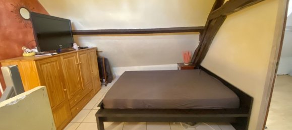 Casa de 3 dormitorios en Vierzon, France No. 90468 8