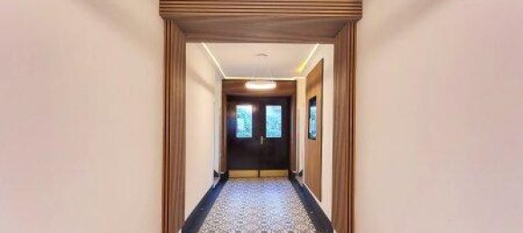 2 rooms Apartment in Hernals, Austria No. 194987 3