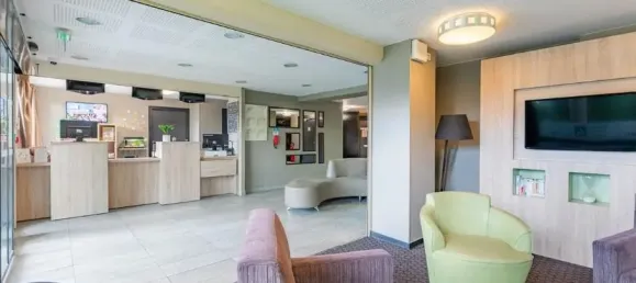 Квартира с 2 комнатами в Реймс, Франция № 42404 5