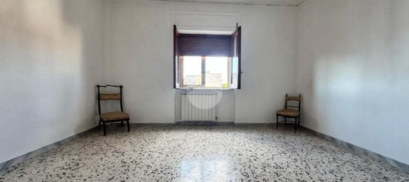3 bedrooms Apartment in Giugliano in Campania, Italy No. 311573 8