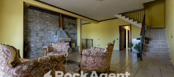 7-Zimmer Villa in Simeri Crichi, Italy, Nr. 179806 6