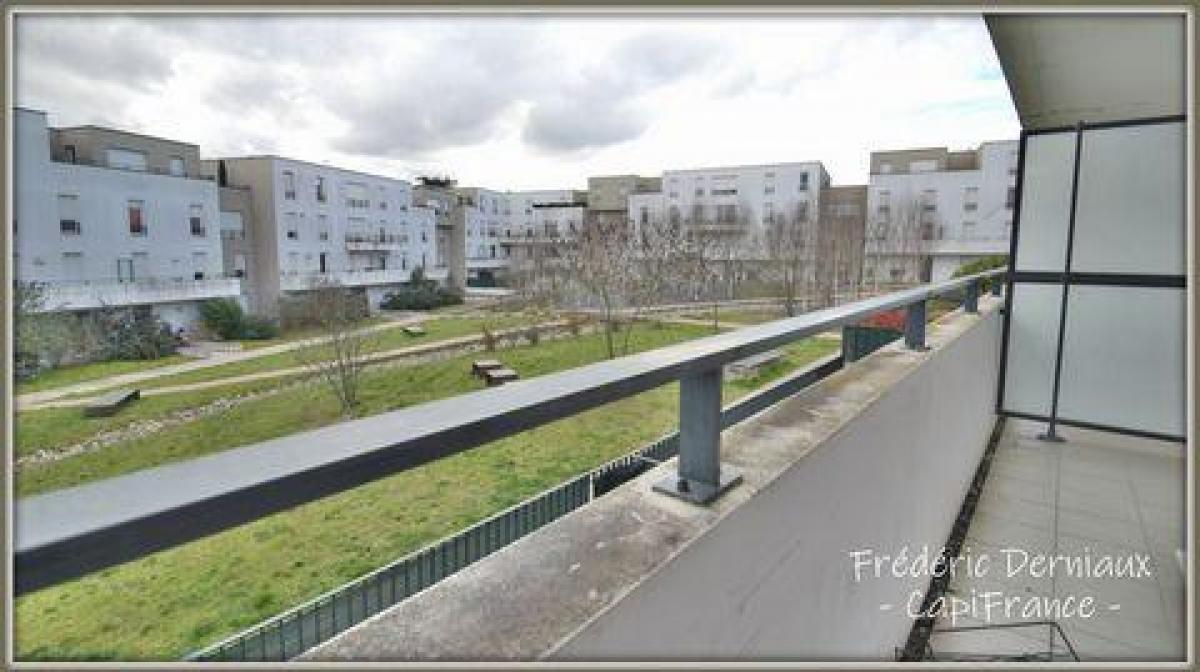 Condominio de 2 dormitorios en Dijon, France No. 4227