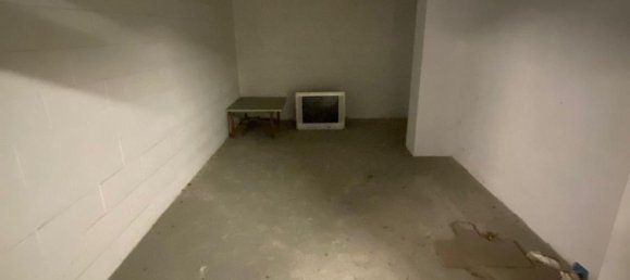 مرآب في Forlì, Italy 15متر مربع رقم 83839 10