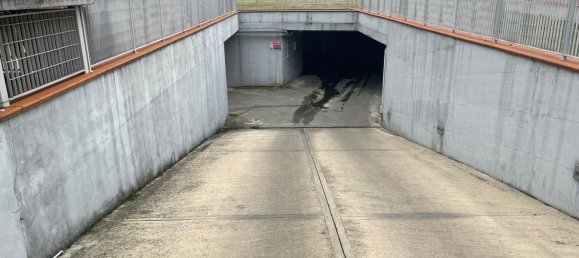 مرآب في Forlì, Italy 15متر مربع رقم 83839 7