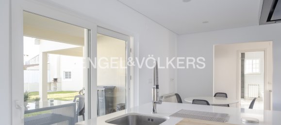 5 bedrooms House in Setubal, Portugal No. 14185 19